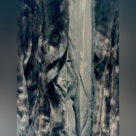 Stunning Vintage trench length Neiman-Marcus Custom Fur Coat! Beaver?!? - Picture 6 of 12